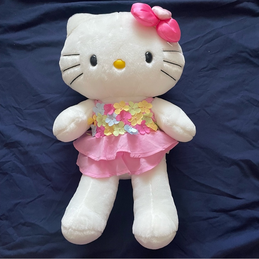 Hello Kitty build a bear